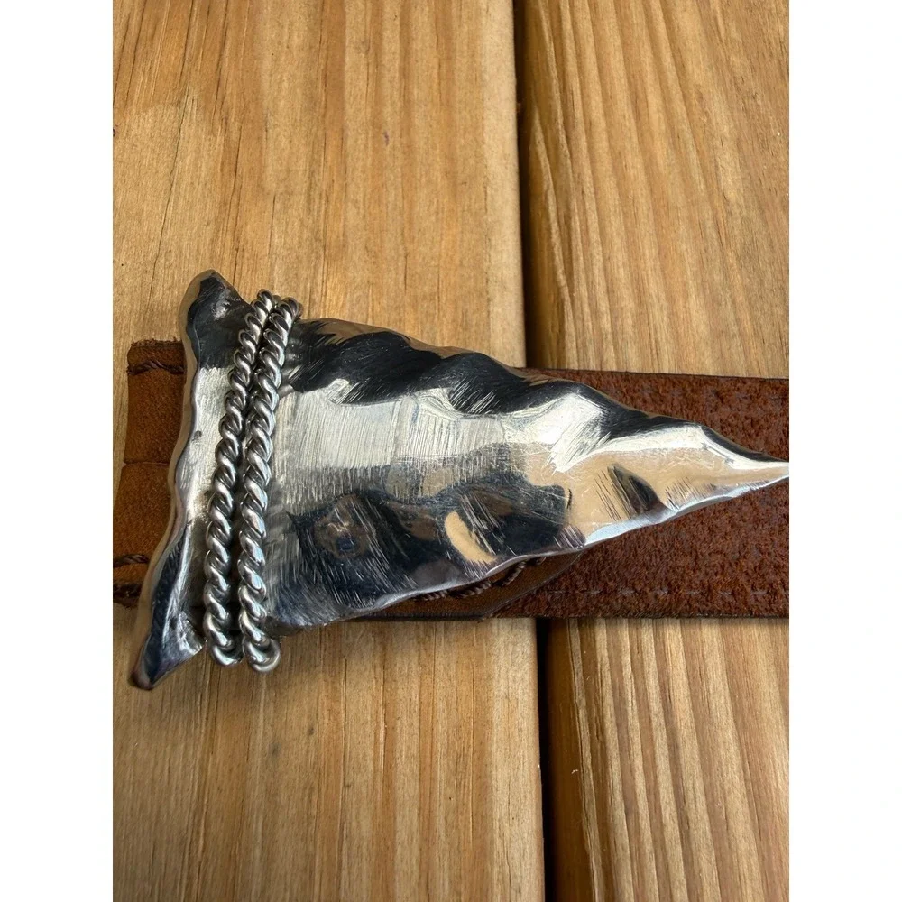 Justin Brown Top Grain Leather Western Belt With Arrowhead Shaped Buckle Size 32
